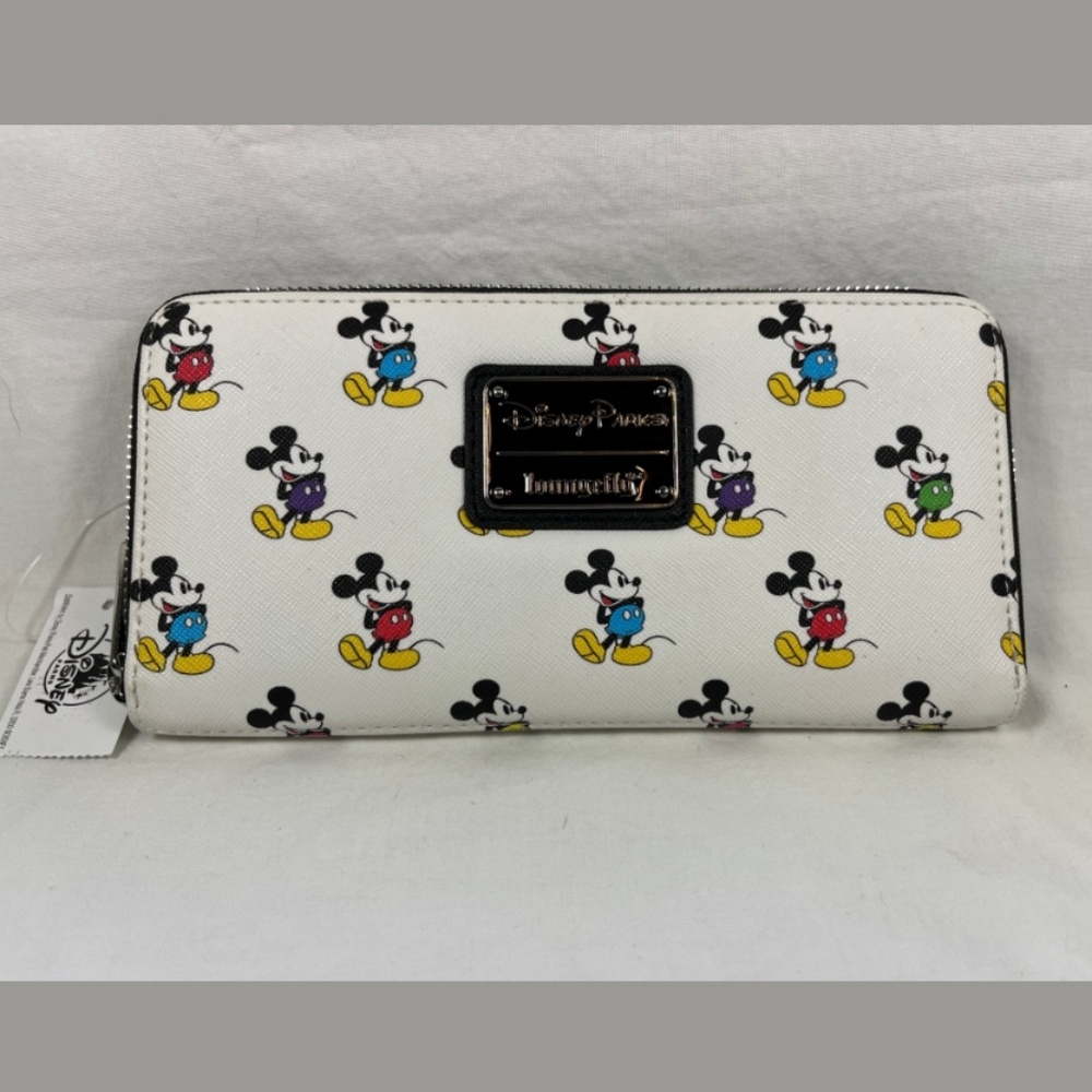 LOUNGEFLY Allover Classic Standing Mickey Wallet